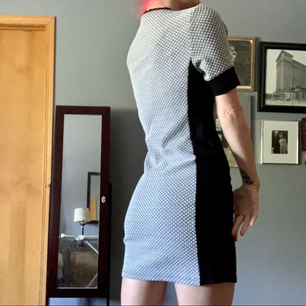 Geometric Knit TOPSHOP Mini - Picture 3 of 5